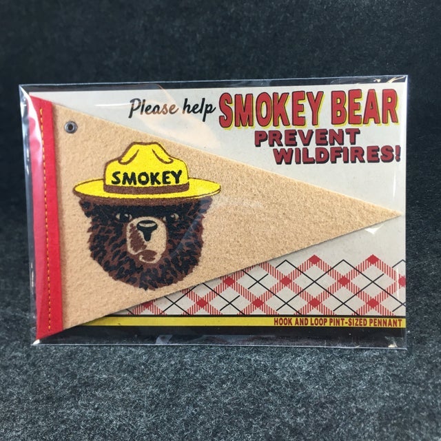 Hook and shop loop pennants