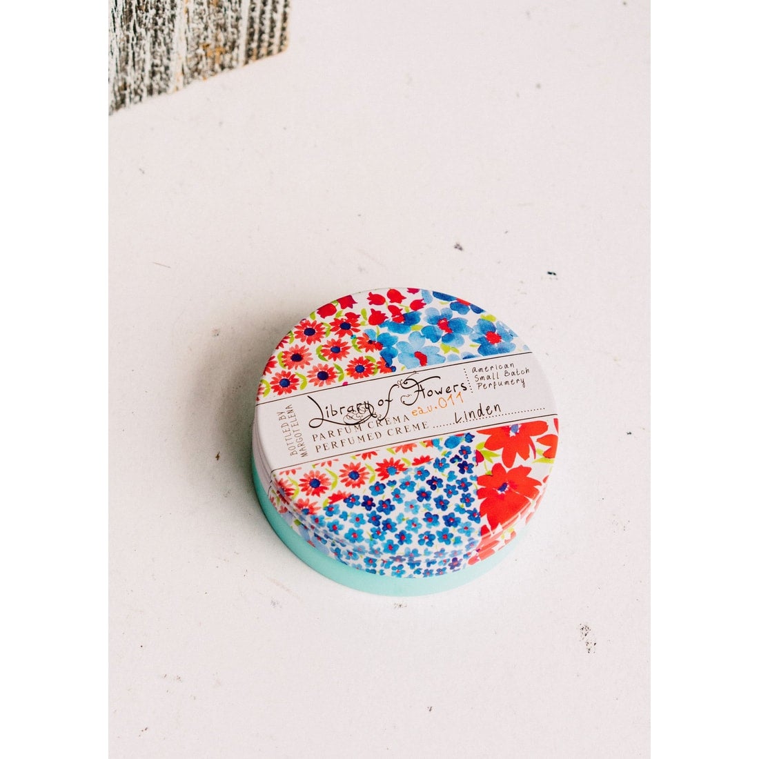 Library of flowers parfum crema shop